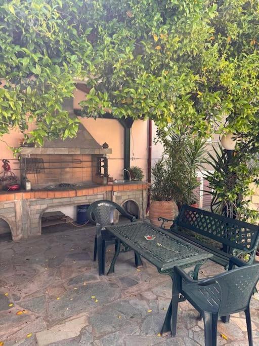 Appartamento Family Woodland Oasis Vipgreece Kírinthos Esterno foto