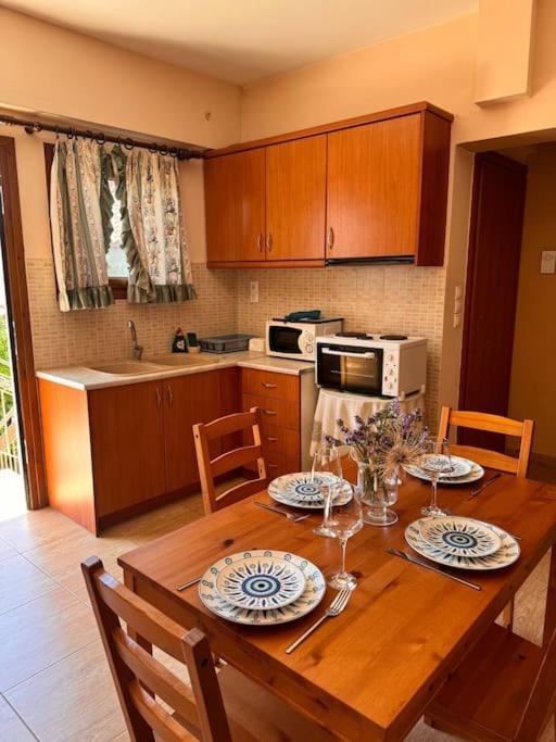 Appartamento Family Woodland Oasis Vipgreece Kírinthos Esterno foto